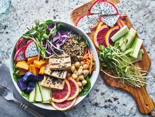 Preview: grilled tofu and dragon fruit buddha bowl top view