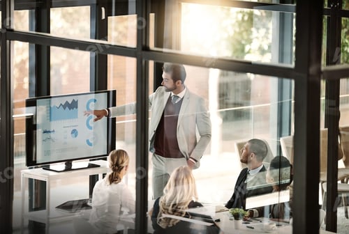 Preview: Business analysis by the best