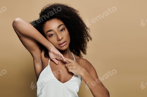Preview: Natural beauty in beige hues