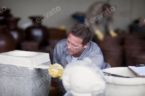 Preview: Painting and staining process in pottery factory