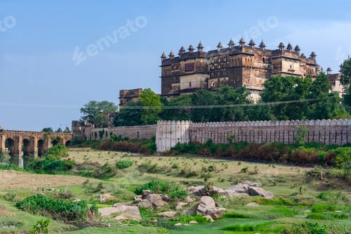 Preview: The Jahangiri Mahal Rajput Palace - Orchha - India