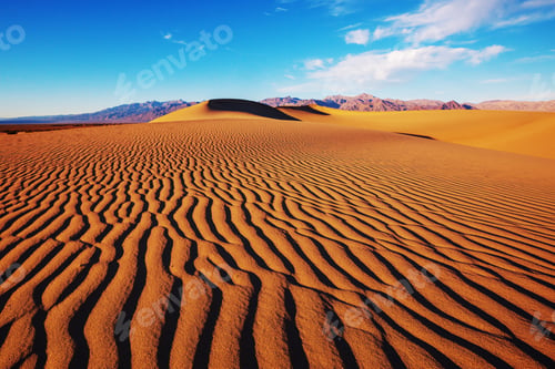 Preview: Sand dunes in California