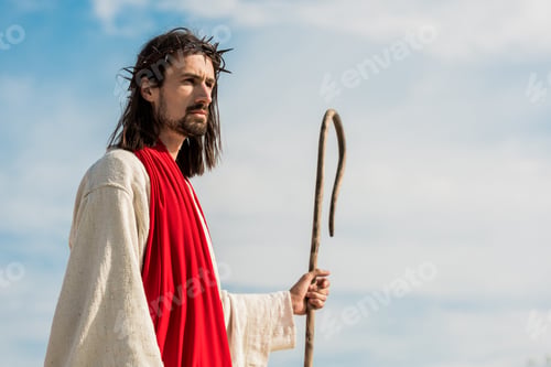 Preview: jesus in wreath with spikes holding wooden cane outside