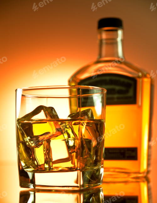 Preview: Amber whiskey