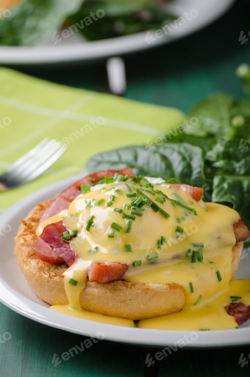 Preview: Egg benedict delish food, crispy bacon