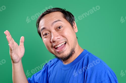 Preview: Man Presenting Aside