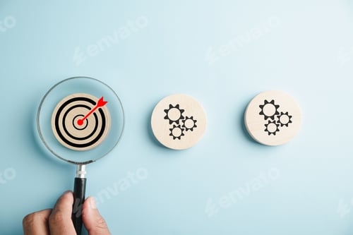 Preview: Magnifier in hand, close-up analysis of a target icon