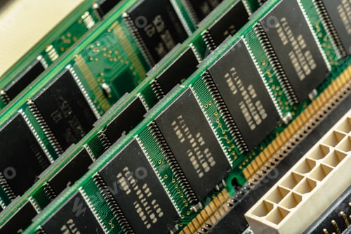 Preview: Computerchip, Technology and Electronics Industry