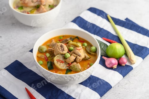 Preview: Spicy chicken stir-fried with thai eggplant.