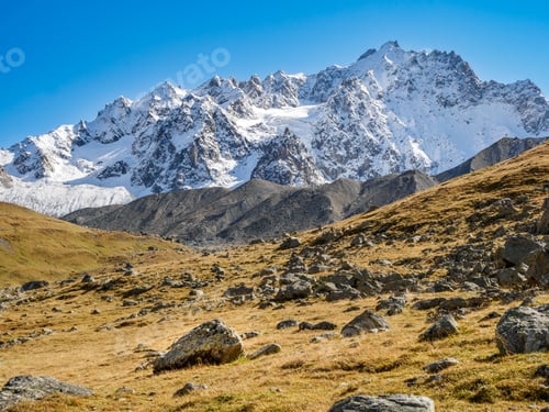 Preview: Mountain views on the way to Arsine lakes and glacier, Ecrins national park, France