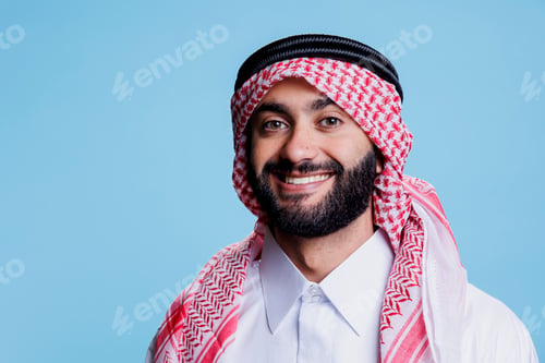 Preview: Smiling muslim man portrait
