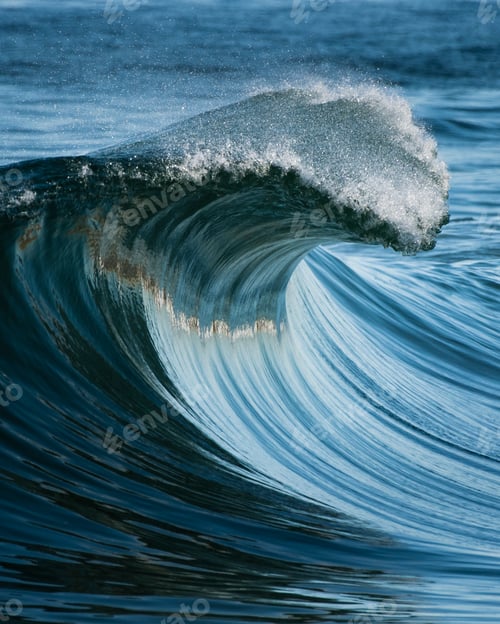 Preview: Beautiful shot of surf waves on a sunny day