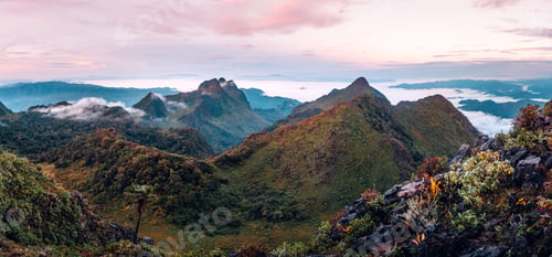 Preview: Mountains and scenery in the early morning