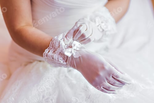 Preview: Wedding gloves