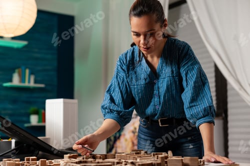 Preview: Caucasian worker standing at business desk office