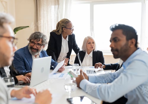 Preview: business people of different ages, senior women - concept of a diverse work group -