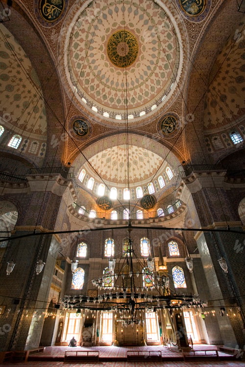 Preview: Interior of the Suleymaniye Mosque in Istanbul in Turkey