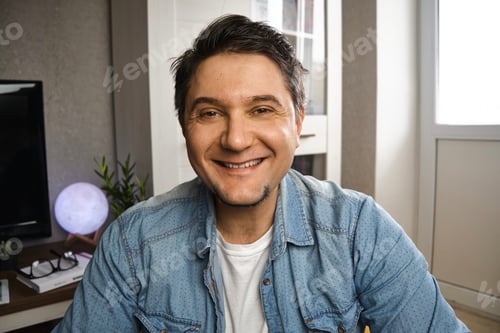 Preview: Middle aged man Headshot portrait
