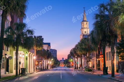 Preview: Charleston, South Carolina, USA cityscape in the historic French Quarter