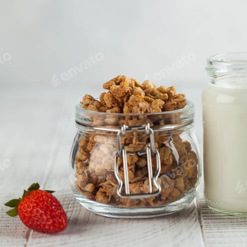 Preview: Homemade granola. Healthy vegetarian breakfasts.