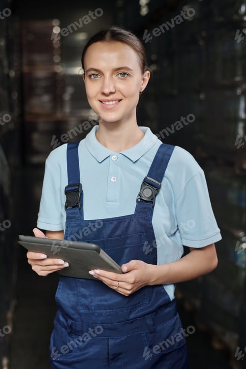 Preview: Young female quality control inspector