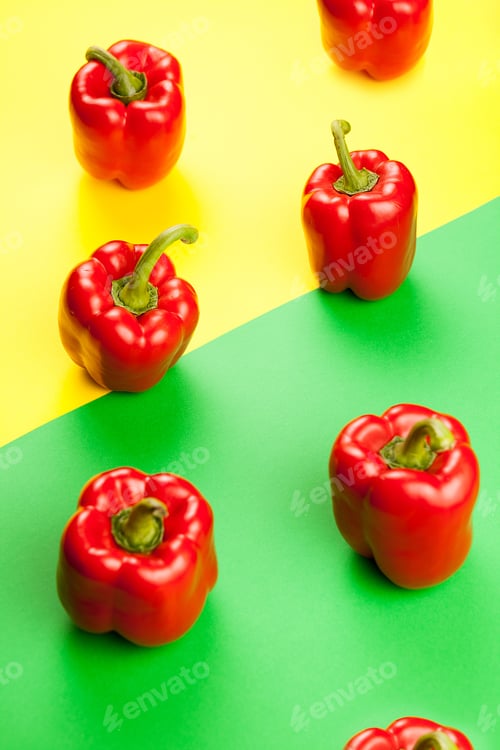 Preview: Fresh healthy sweet red peppers