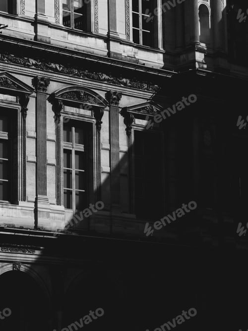 Preview: Louvre Museum in Paris, France in Black and White