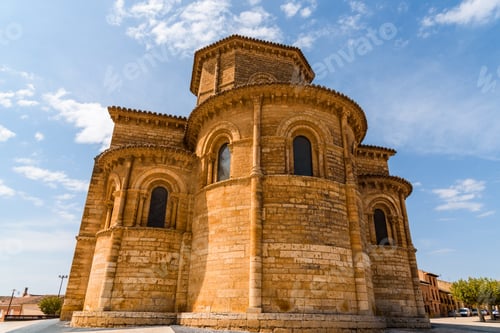 Preview: Romanesque church of San Martin of Fromista in Palencia, Spain, exterior view