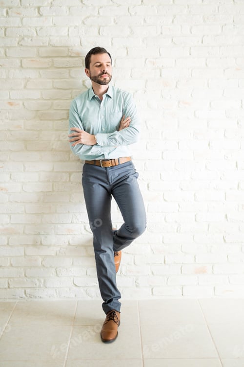 Preview: Full length portrait of an attractive man