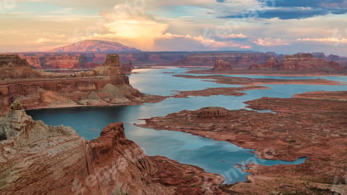 Preview: Scenic Lake Powell in Arizona, the USA