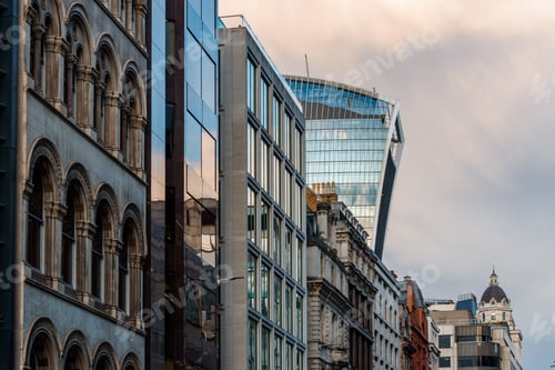 Preview: View of downtown of City of London at dusk