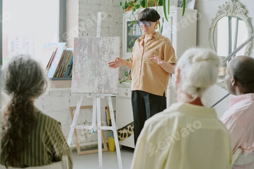 Preview: Drawing Class with People