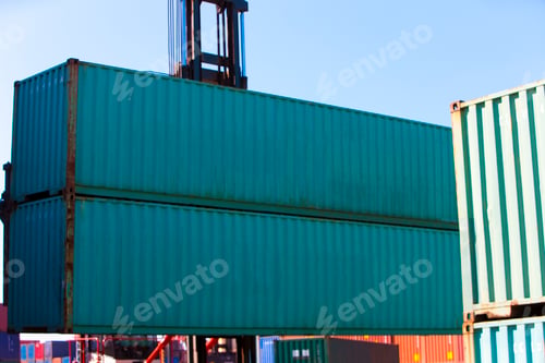 Preview: Cargo containers in shipping dock