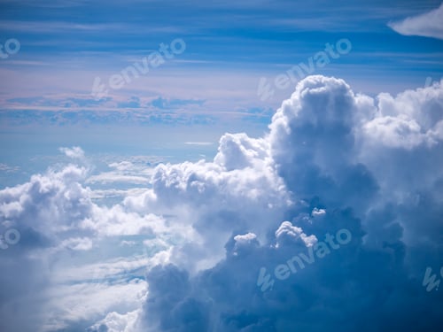 Preview: Clouds on the horizon
