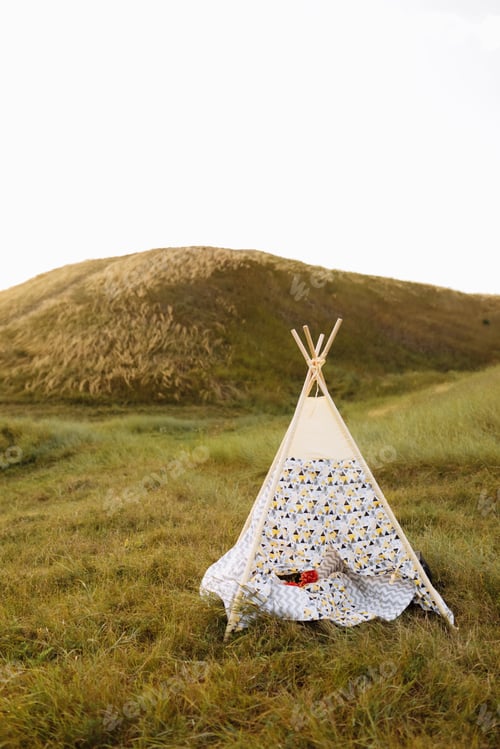 Preview: Children's sets for playing in the park. Wigwam with pillows in nature