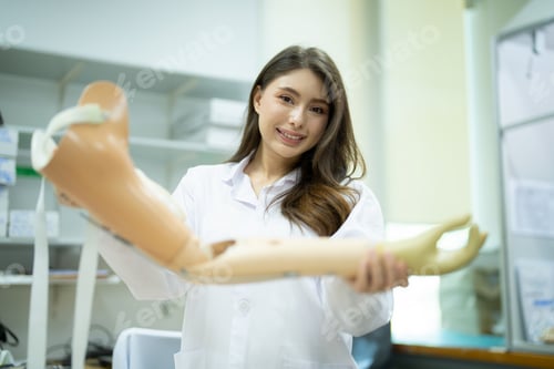 Preview: Bionic Prosthetic Hand with artificial intelligence technology.