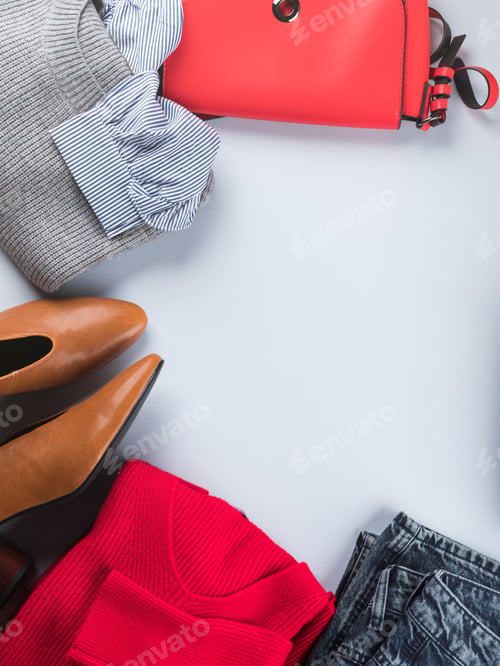 Preview: Fashion winter lady outfit items frame flat lay