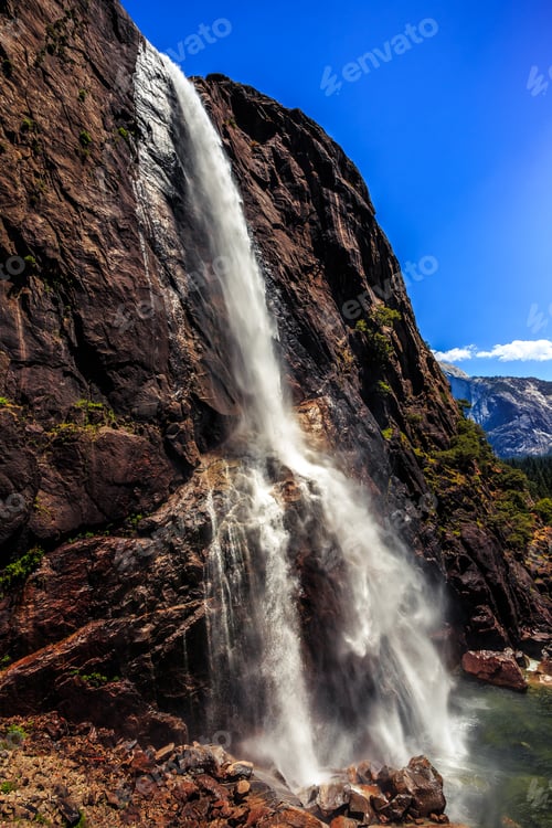 Preview: Yosemite Falls Cascades, Yosemite National Park, California
