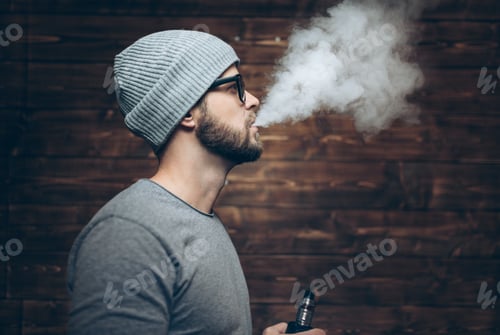 Preview: Vaping e-liquid from an electronic cigarette