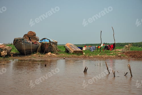 Preview: Floating village on Tonle Sap lake in Cambodia
