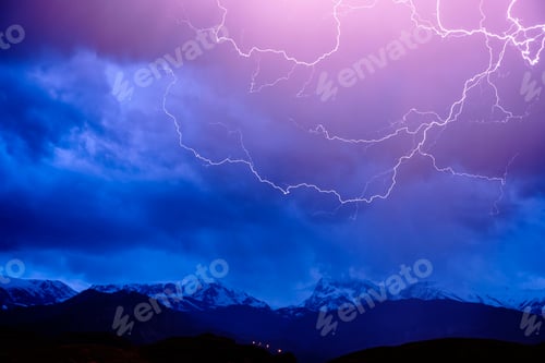 Preview: Lightning Against The Night Sky