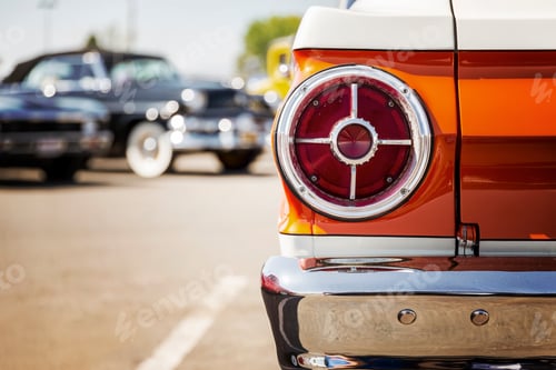 Preview: Classic american car street display