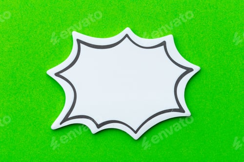 Preview: Blank speech bubble on green background for creative ideas and messaging