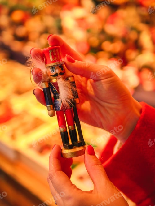 Preview: Nutcracker