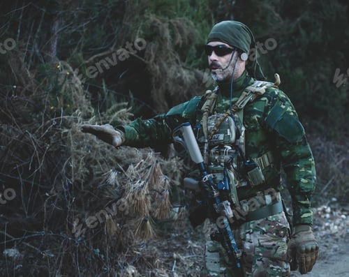 Preview: Airsoft military game