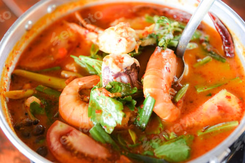 Preview: Prawn soup with shrimp, seafood, coconut milk and chili pepper