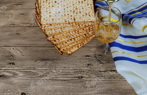 Preview: wine and matzoh jewish passover bread Passover matzo Passover wine Jewish kosher matzo for Passover