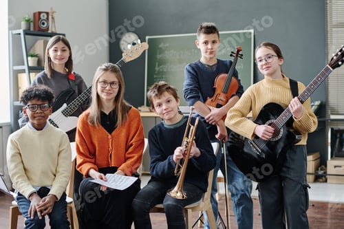 Preview: Middle School Orchestra And Music Teacher