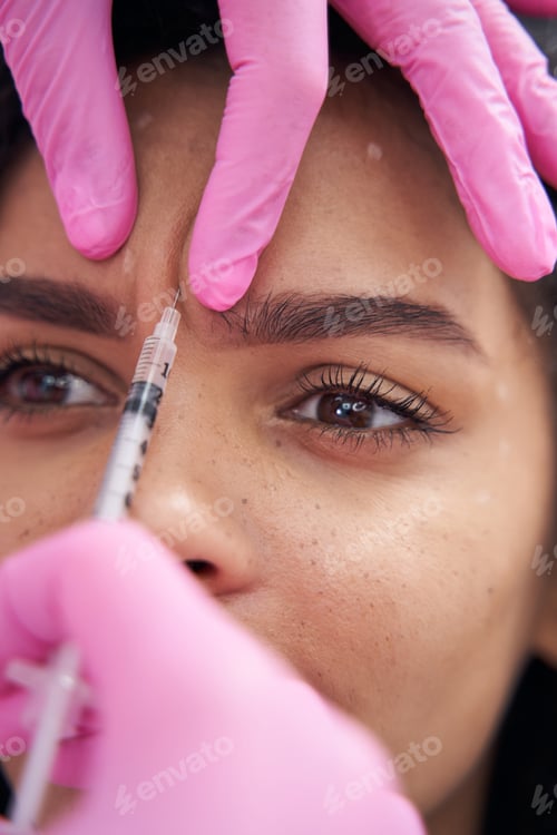 Preview: Lady is injected with remedy to eliminate wrinkles between eyebrows