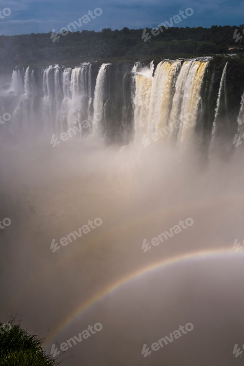 Preview: The Devil's Throat, Iguazu Falls (aka Iguassu Falls or Cataratas del Iguazu), Misiones Province, Arg